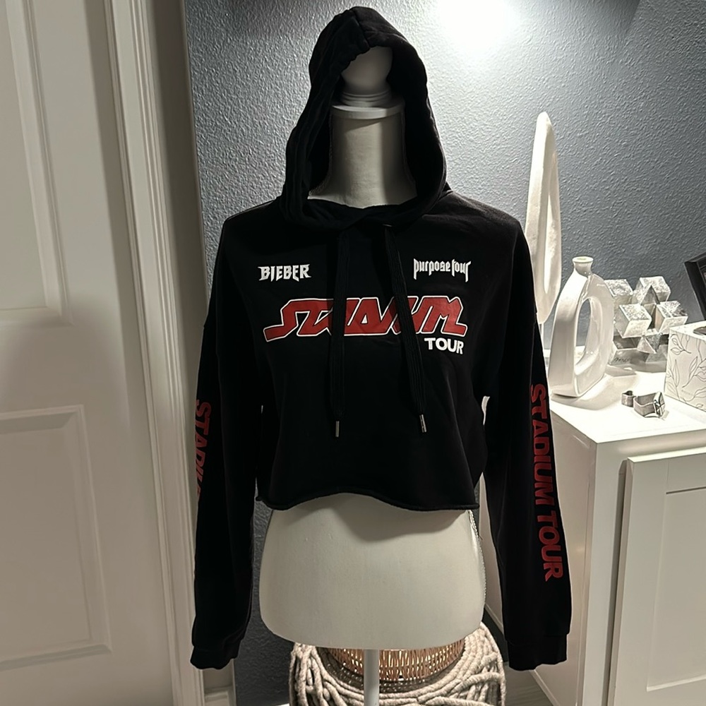 Justin Bieber tour sweatshirt